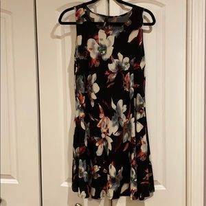 Sleeveless dress